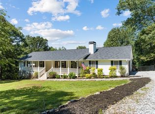 197 Sioux Way, Cleveland, GA 30528