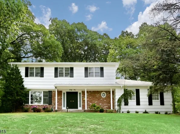 45 Stonewall Dr, Livingston Twp., NJ 07039