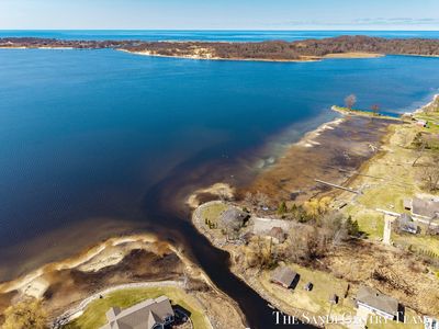 (Undisclosed Address), Muskegon, MI, 49445