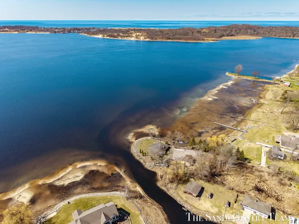 (undisclosed Address), Muskegon, MI 49445