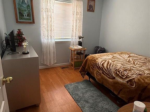 5th image of 4181 Vernal Cir