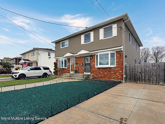 2nd image of 141 Stroud Ave