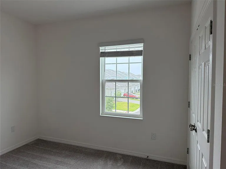 1305 Stockwell Ave — Photo 11