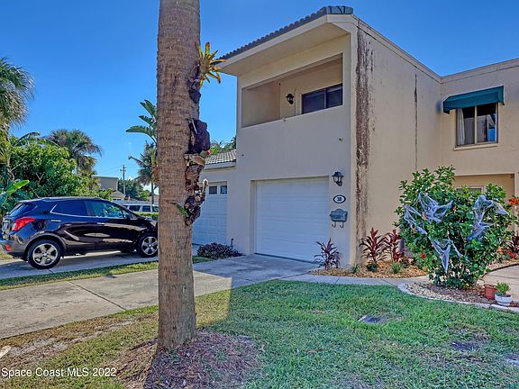 3rd image of 38 Emerald Ct #38