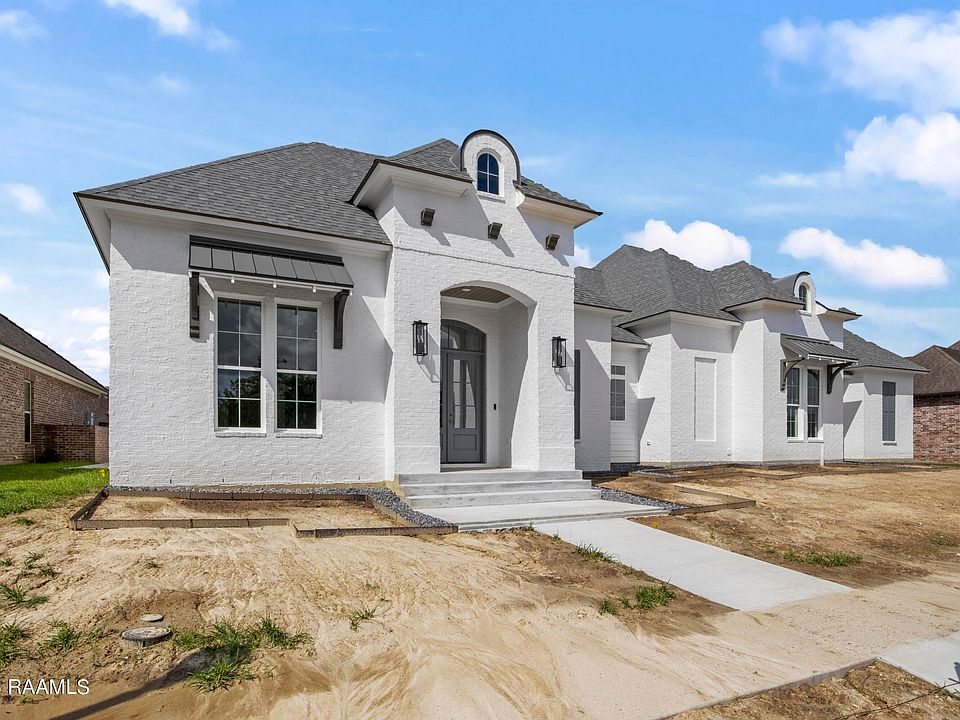 1110 Le Triomphe Pkwy, Broussard, LA 70518 MLS 23005123 Zillow
