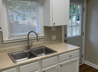 1329 Jefferson St, Kerrville, TX 78028