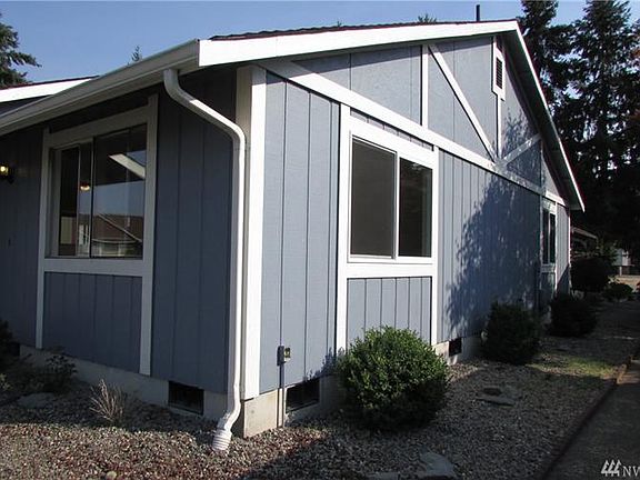 2nd image of 802 Edelweiss Ln SE