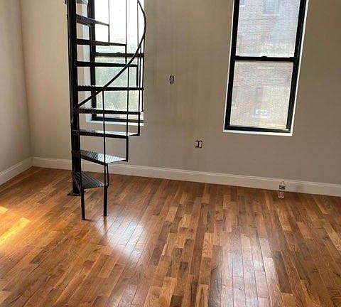 5th image of 4360 Furman Ave Floor 2