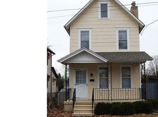 46 Center St, Westville, NJ 08093