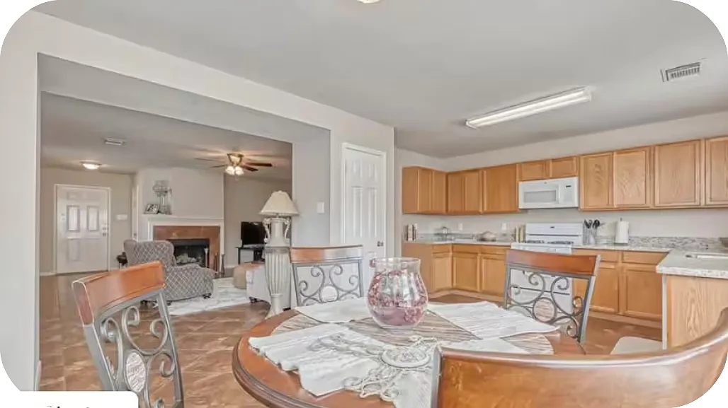 7910 Black Bird Ln — Photo 2