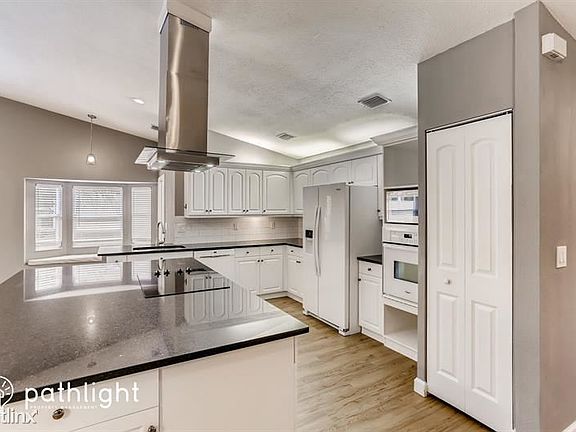 3rd image of 6168 Nicole Ct