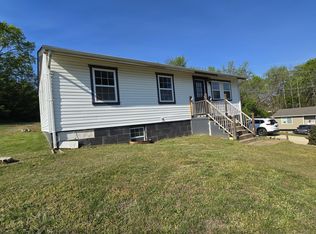 208 Riggs St, Athens, TN 37303