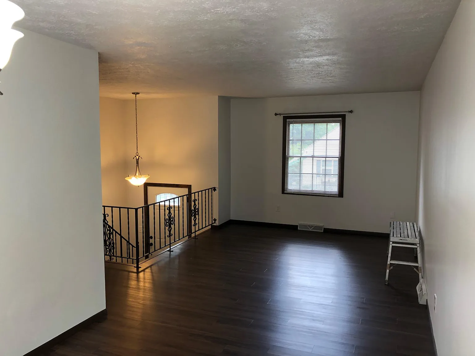 3 bed, 1.5 bath, 1440 sqft, $1,750 — Photo 3