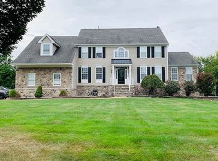 528 Old York Rd, Allentown, NJ 08501