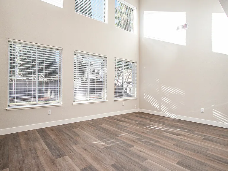 4686 Ford St — Photo 13