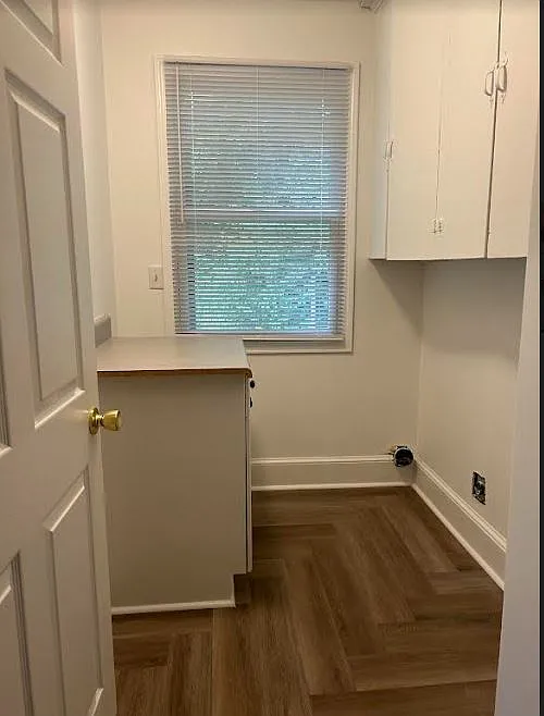 1513 Noel Place - 1 — Photo 3