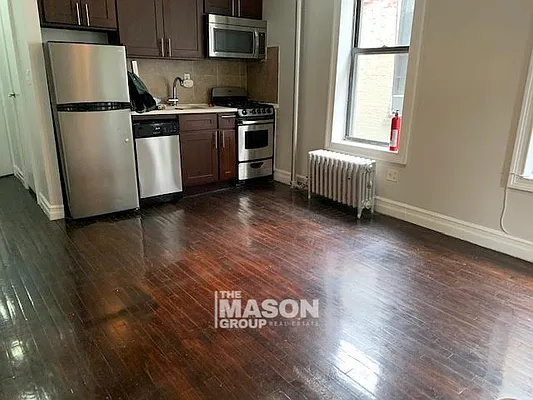 Rented by Mason Group LLC | media 22