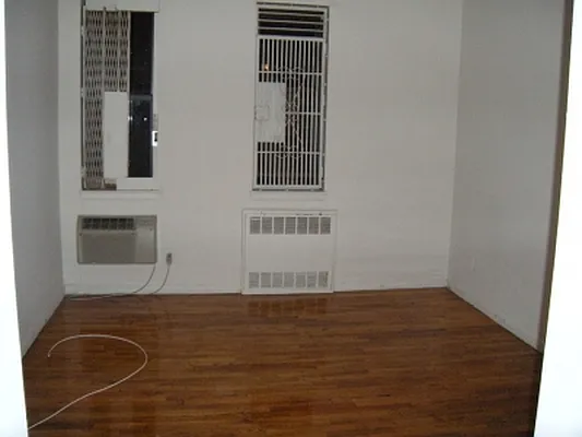 Rented by Rent Manhattan | media 4