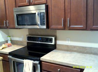 306 Flyway Rd, Goose Creek, SC 29445