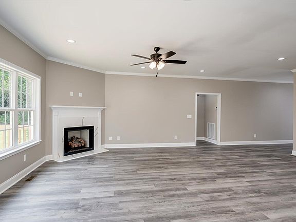 5th image of 123 Mallard Lake Dr