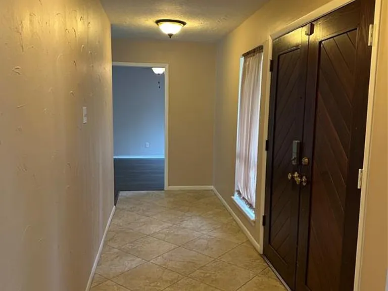 17406 Spicewood Springs Ln #17406 — Photo 23