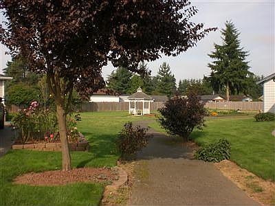 4th image of 9215 45th Dr NE