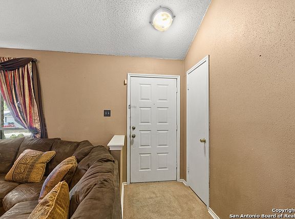 4th image of 11427 Potter Valley