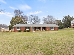 411 Pelzer Hwy, Easley, SC 29642