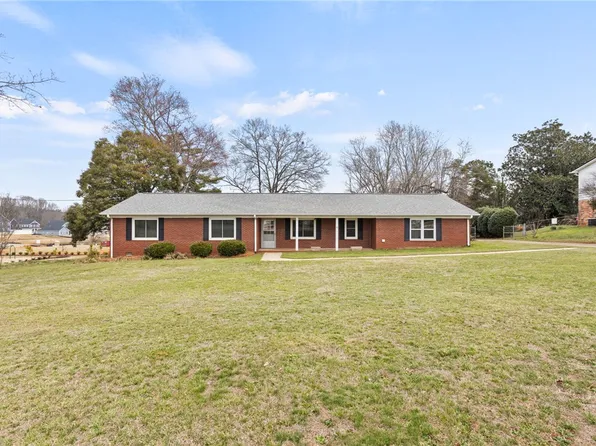 411 Pelzer Hwy, Easley, SC 29642