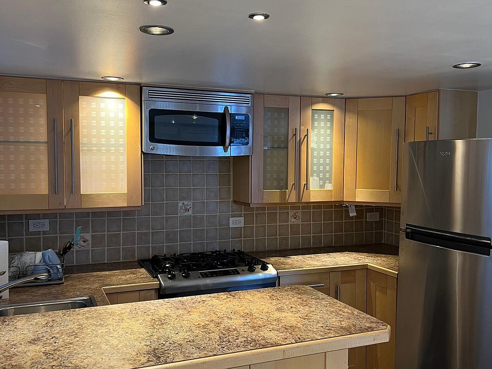 1st image of 1013 Wilcox Ave #1