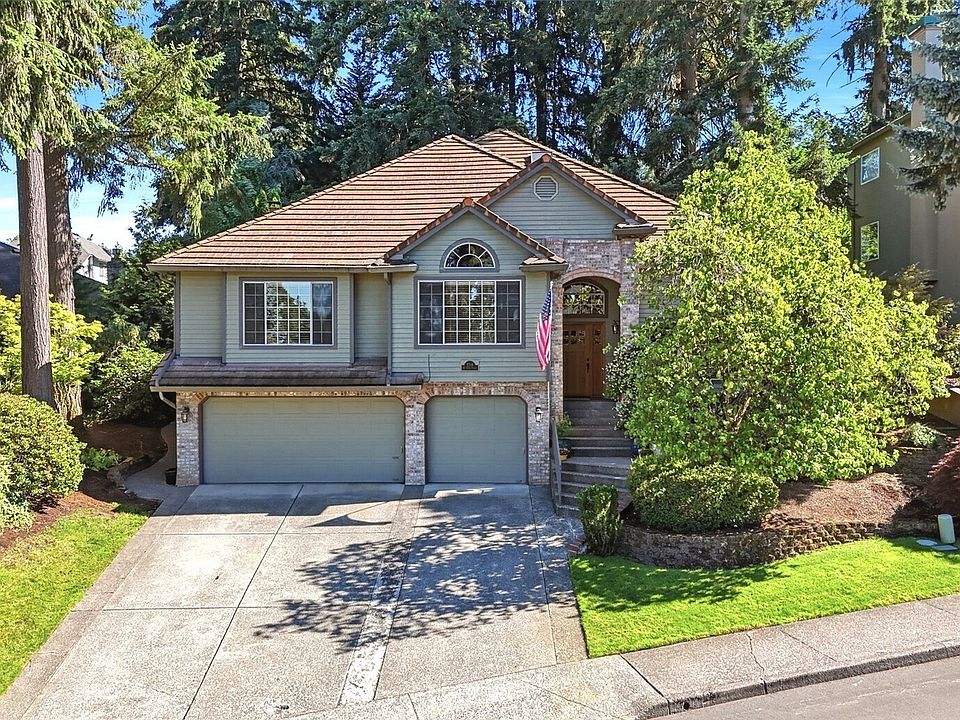 1st image of 3219 NE 108th Street