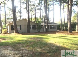 203 Providence Dr, Port Wentworth, GA 31407