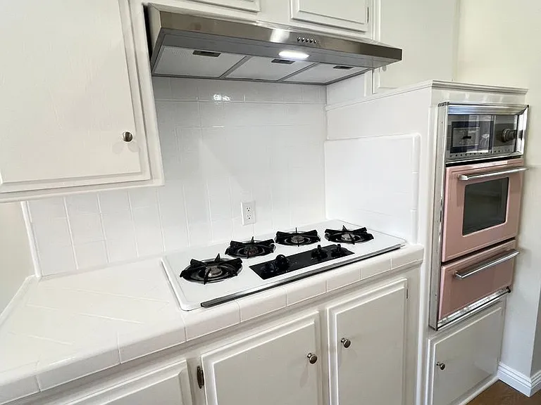 25326 Oak St — Photo 12