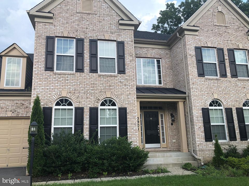 2nd image of 3901 Chancelsors Dr