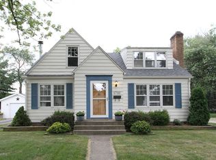 1710 Royce Ave, Kalamazoo, MI 49001