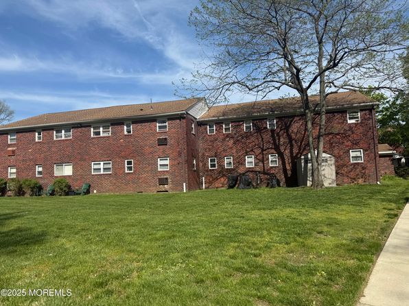 20B Juniper Lane, Eatontown, NJ 07724