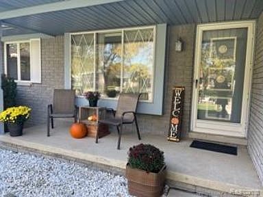 3rd image of 28401 Gita St