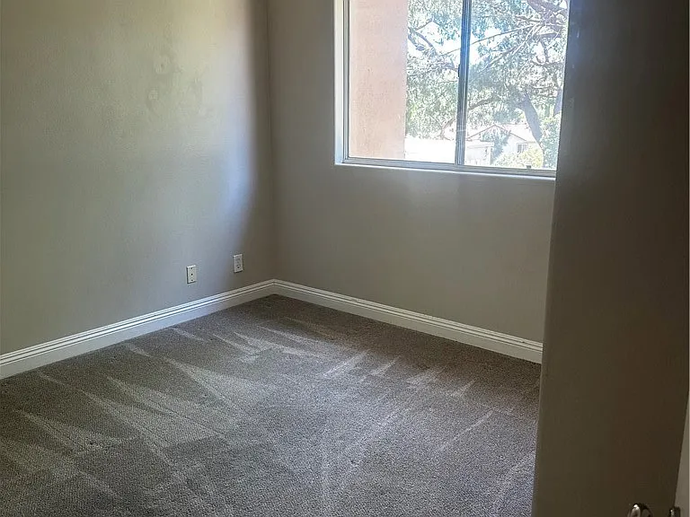 27 Gauguin Cir — Photo 8