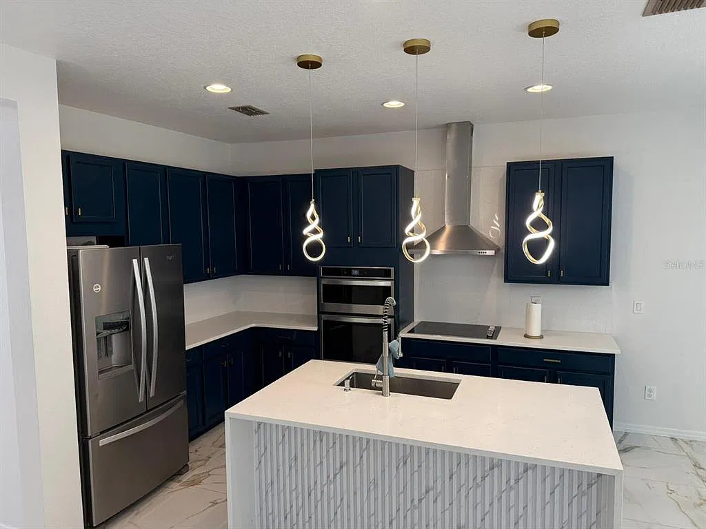 4 bed, 2.5 bath, 2234 sqft, $2,995 — Photo 4