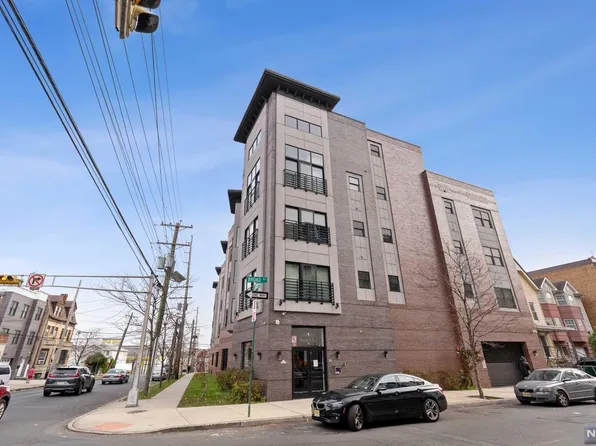 110-114 Broad St, Newark, NJ 07104