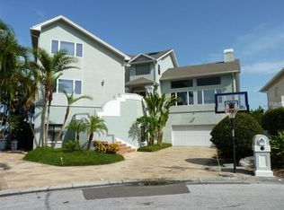 116 Homeport Dr, Palm Harbor, FL 34683