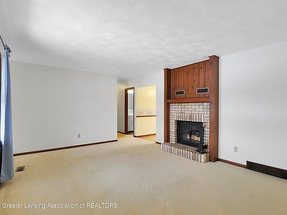 4th image of 1727 Kinawa Dr