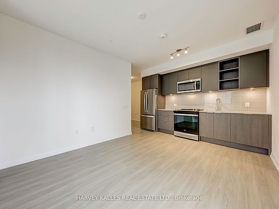 4th image of 25 Holly St #Penthouse 03