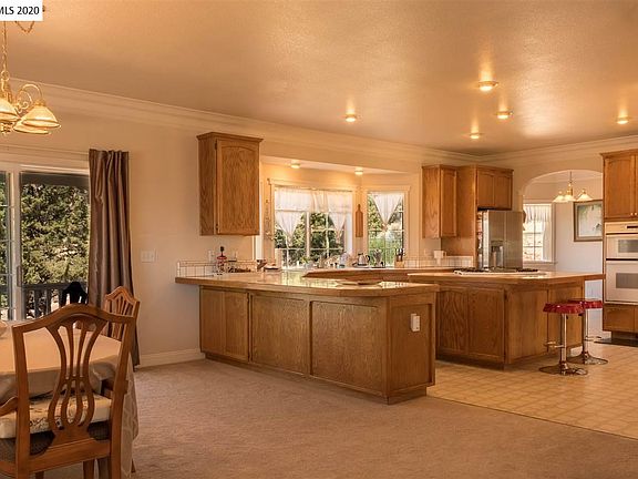 4th image of 15 Twilight Cir