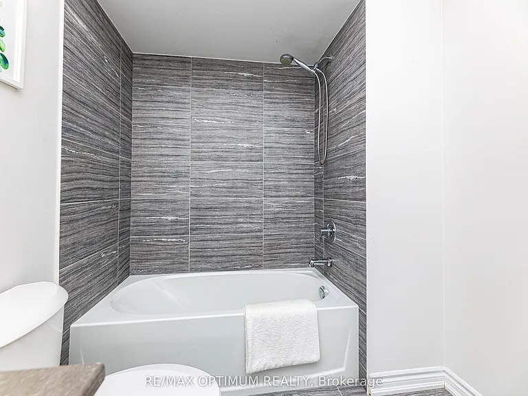 63 Minnock St — Photo 33