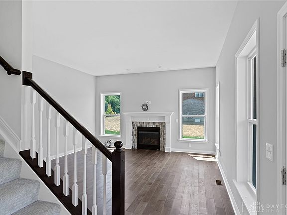 4th image of 5861 Red Lion Five Points Rd #39