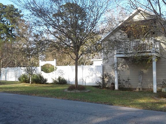 2nd image of 115 Hillside Dr