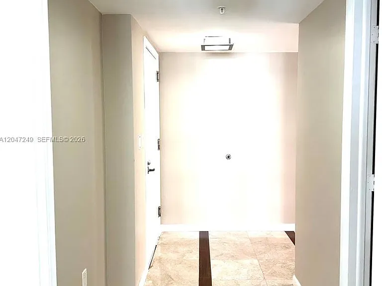 1800 N Bayshore Dr #2315 — Photo 24