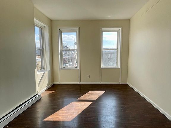 2nd image of 89 Belmont Ave