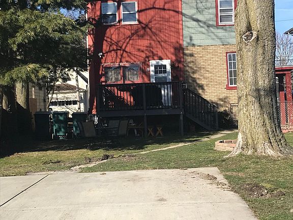 2nd image of 363 Miller St #2